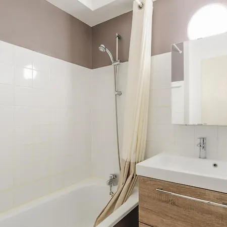 Appartement T2 A 50M De La Plage Avec Piscine Et Terrasse - Chatelaillon-Plage, 4 Personnes - Fr-1-535-50 Exterior photo