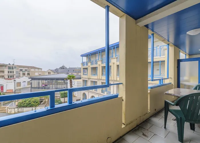 Appartement T2 A 50M De La Plage Avec Piscine Et Terrasse - Chatelaillon-Plage, 4 Personnes - Fr-1-535-50