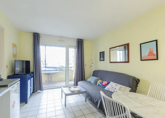 Appartement T2 A 50M De La Plage Avec Piscine Et Terrasse - Chatelaillon-Plage, 4 Personnes - Fr-1-535-50